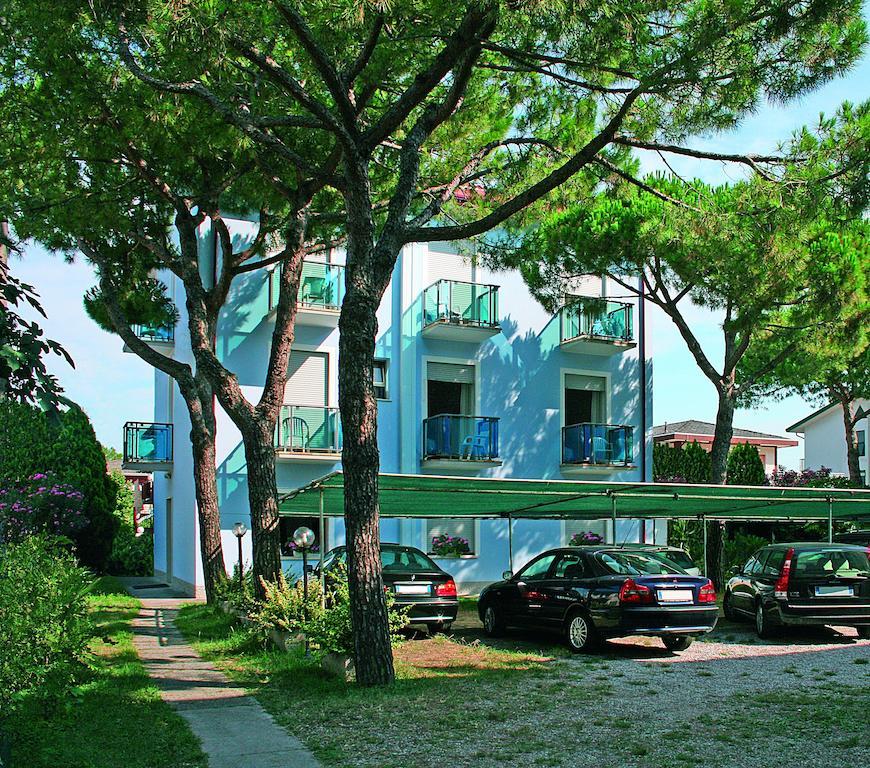 Edera Hotel 2*