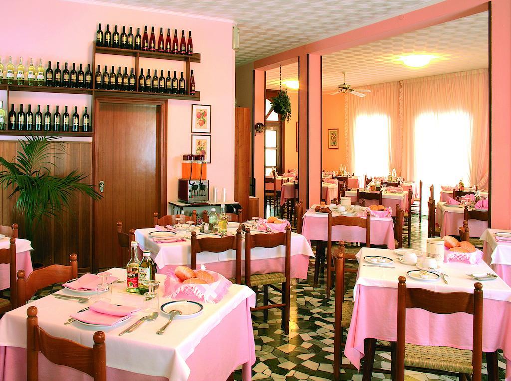Edera Hotel 2*