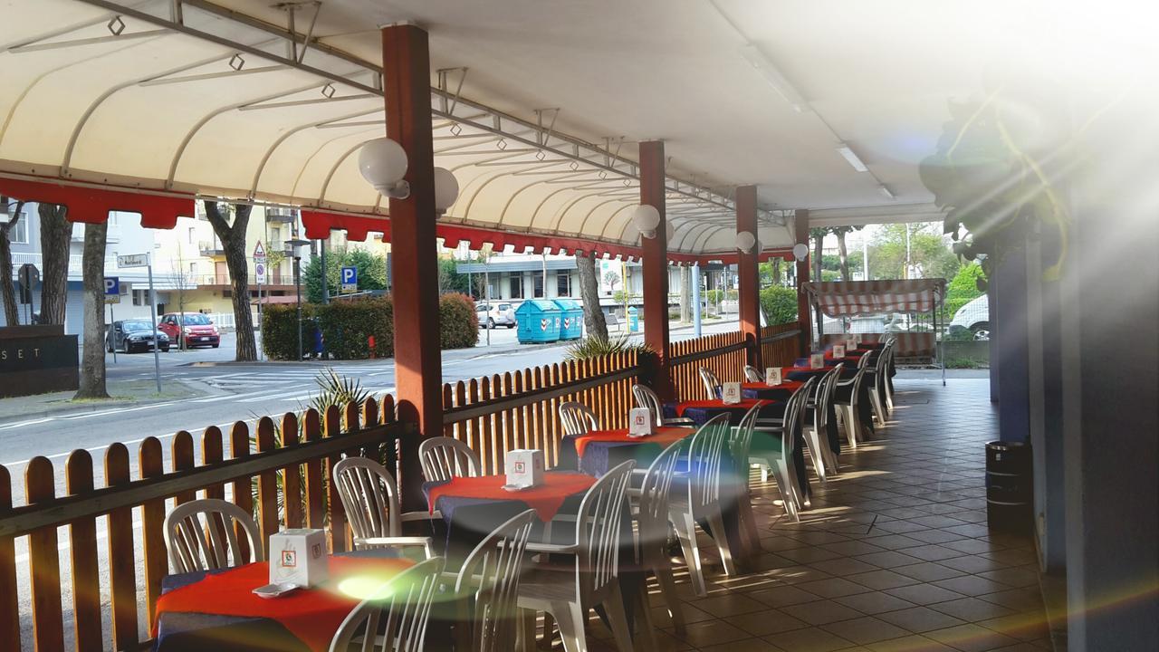 Hotel Edera 2*